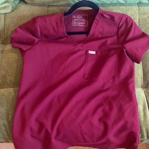 Figs Catarina small burgundy scrub top